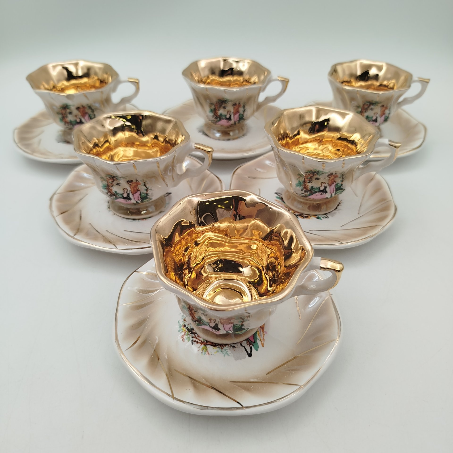 Сервиз кофейный "Мадонна" на 6 персон (15 предметов), Doganay Ceramic, керамика, глазурь, деколь, золочение, Турция, 1990-2010 гг.