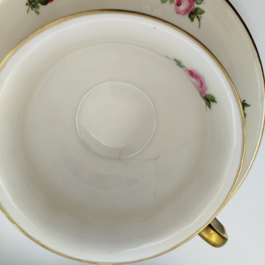 Сервиз чайный "Ideal" цвета слоновой кости с декором в виде роз, на 5 персон (13 предметов), фарфор, деколь, золочение, Rosenthal (Розенталь), Германия, 1930-1950 гг.