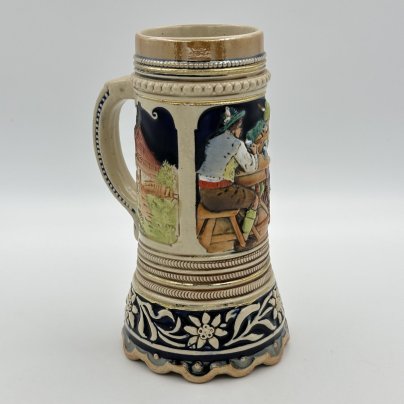 Кружка пивная, украшенная трактирной сценой, керамика, глазурь, роспись, Marzi & Remy