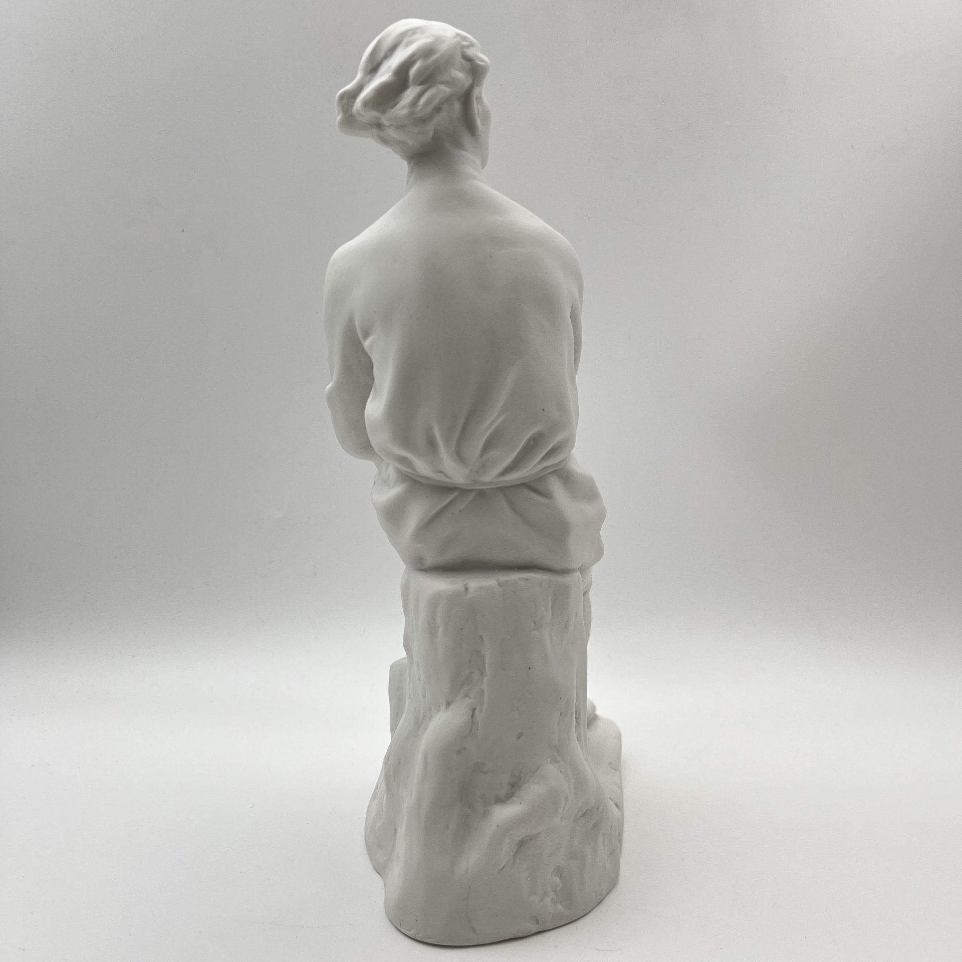 Статуэтка "Максим Горький", автор В.Г. Стамов,, бисквит, Ленинградский фарфоровый завод (ЛФЗ), СССР, 1950-1960 гг.