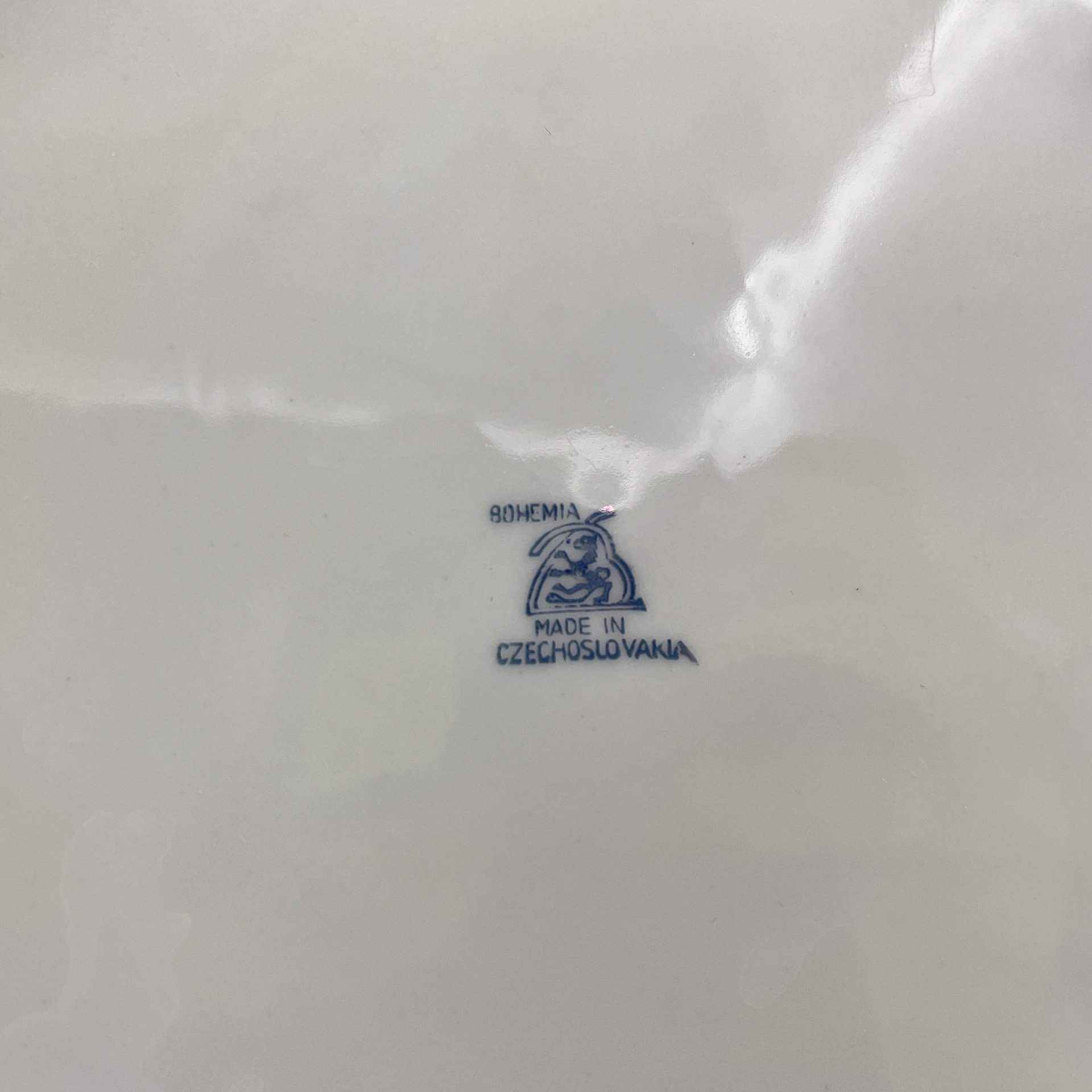 Блюдо с цветочным декором, фарфор, деколь, золочение, Bohemia (Neurohlau), Чехословакия, 1970-1990 гг.