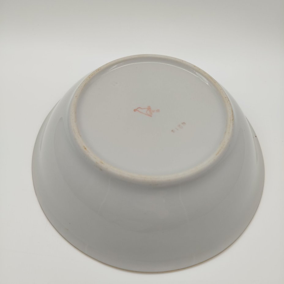 Набор сервировочный: блюдо, салатник, селёдочница, украшенные цветочным декором, фарфор, деколь, золочение, Дулевский фарфоровый завод (Дулёво), СССР, 1968-1991 гг.