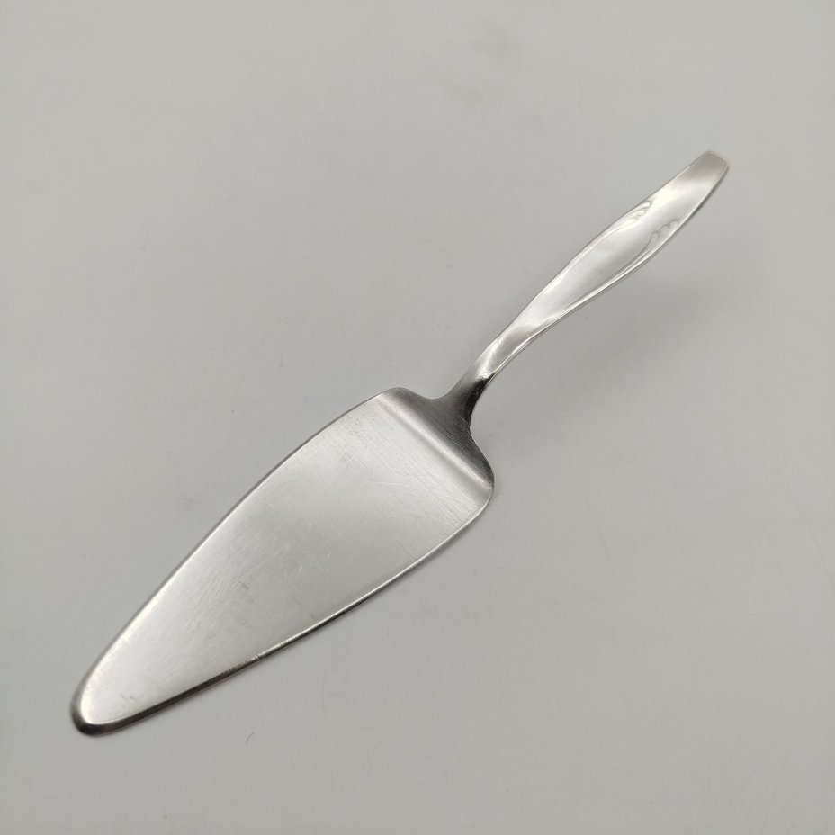 Лопатка для торта лаконичной формы, мНЦ (медь-никель-цинк), Кольчугинский завод цветных металлов, Кольчугинский завод цветных металлов