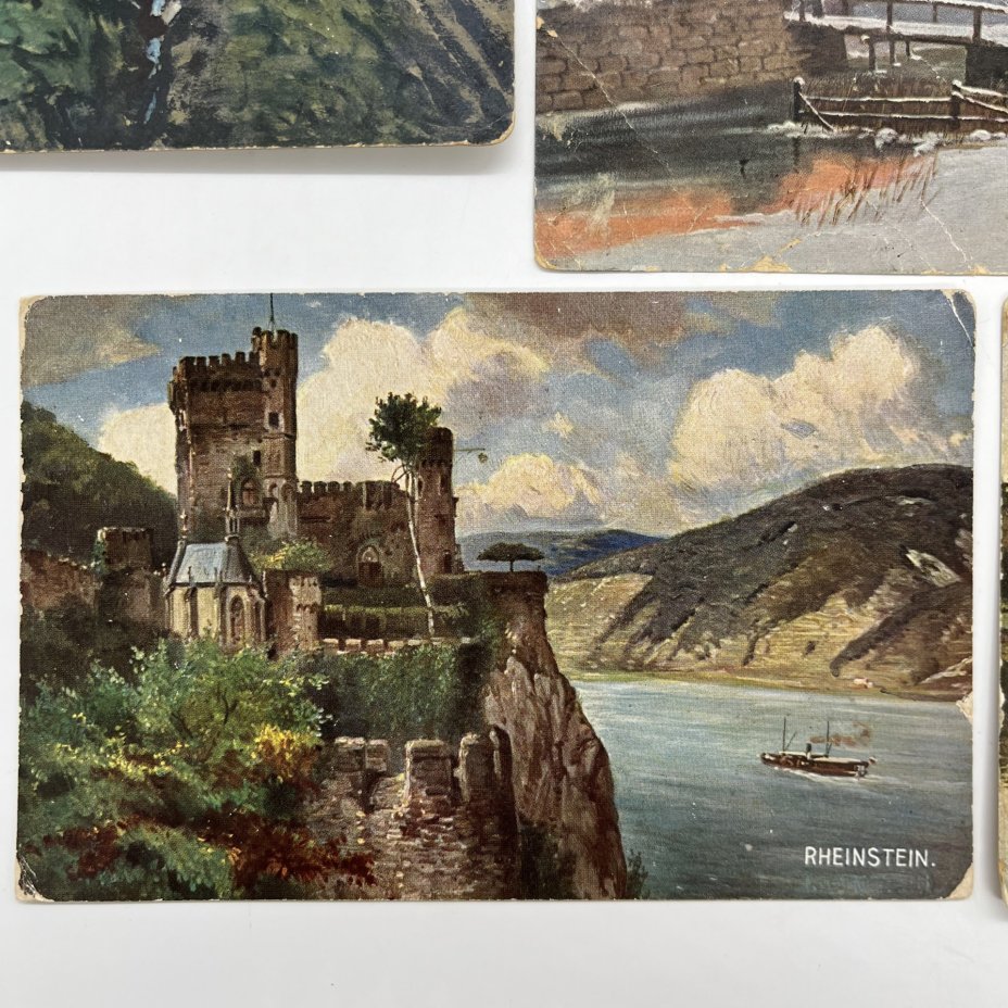 Набор из восьми открыток с изображением различных пейзажей