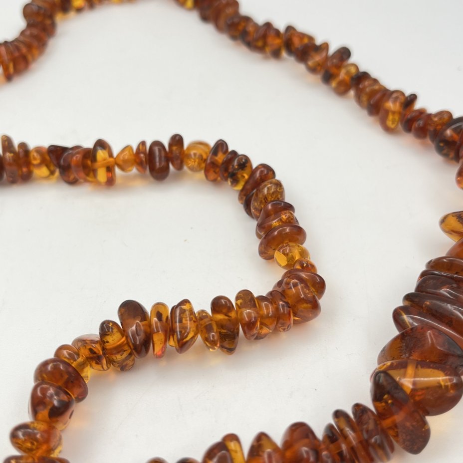 Бусы винтажные с бусинами различных форм