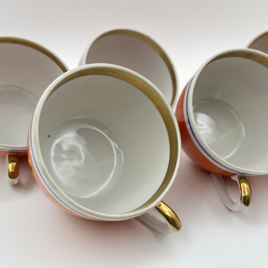 Сервиз чайный оранжевого оттенка на 6 персон, украшенный синими линиями (14 предметов, фарфор, крытье, золочение, Дмитровский фарфоровый завод (ДФЗ Вербилки), СССР, 1954-1965 гг.