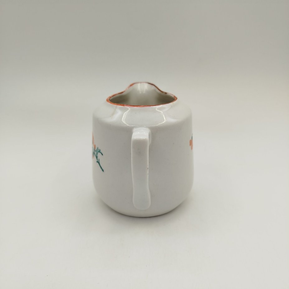 Молочник с растительным декором, фарфор, роспись, Кузяевский фарфоровый завод, СССР, 1946-1961 гг.