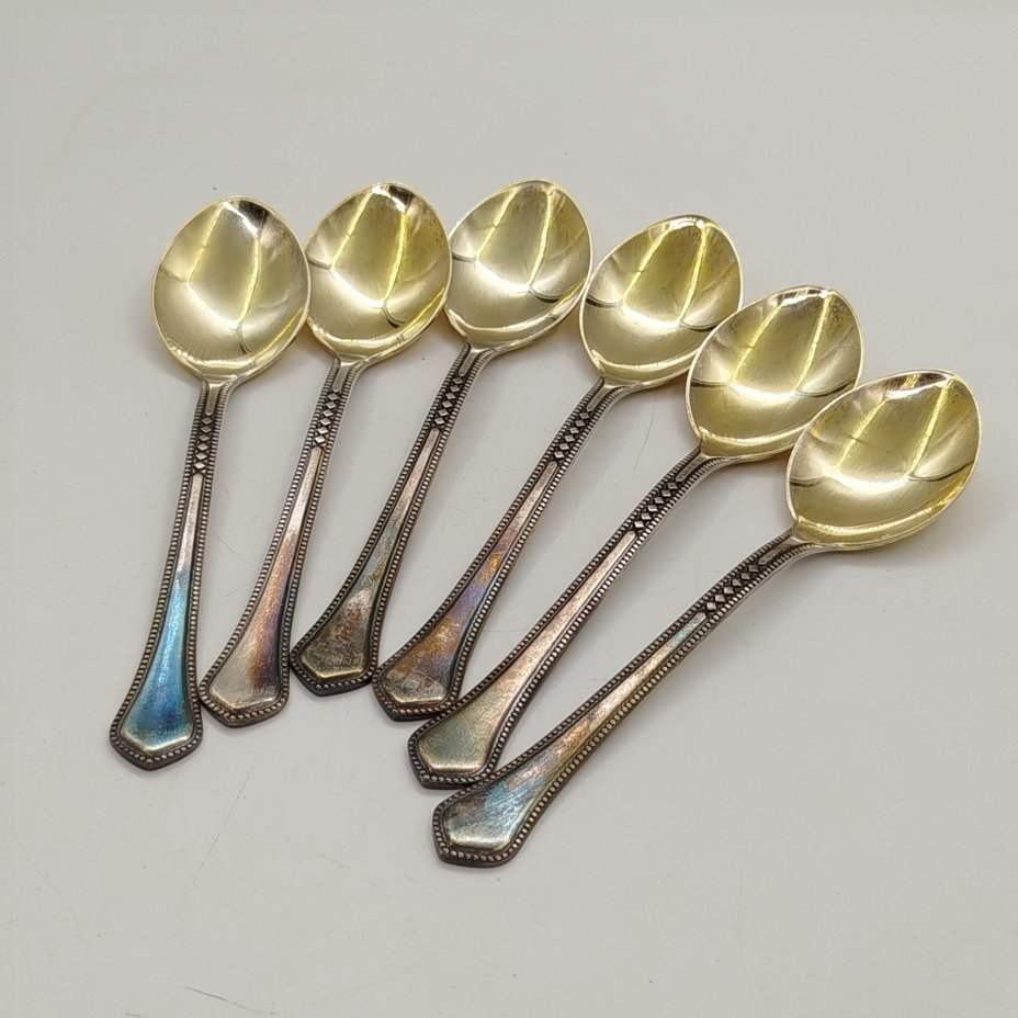 Набор из 6-ти чайных ложек, украшенных геометрическим декором, мНЦ (медь-никель-цинк), Таллинский ювелирный завод, СССР, 1970-1990 гг.