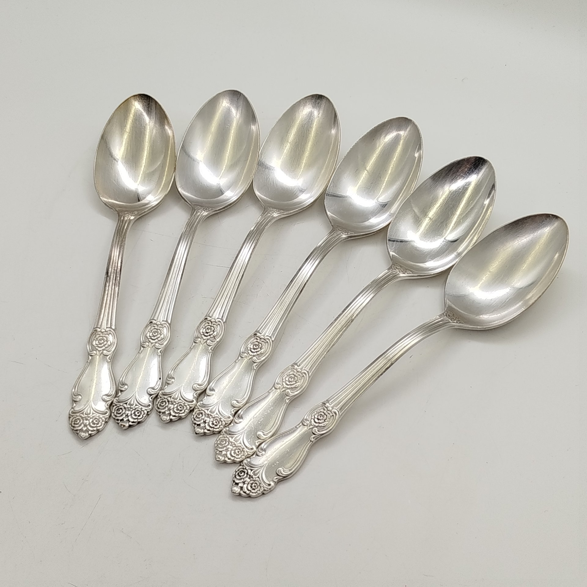 Набор столовых ложек "Серебряная роза" на 6 персон, мНЦ (медь-никель-цинк), серебрение, Кольчугинский завод цветных металлов, СССР, 1962-1990 гг.