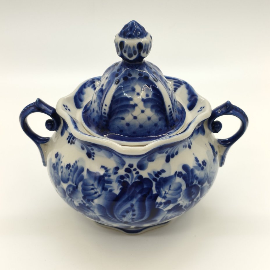 Сахарница (ёмкость для хранения) с цветочным декором, авт. М.В. Сысоев, р. М. Иванова, Гжель