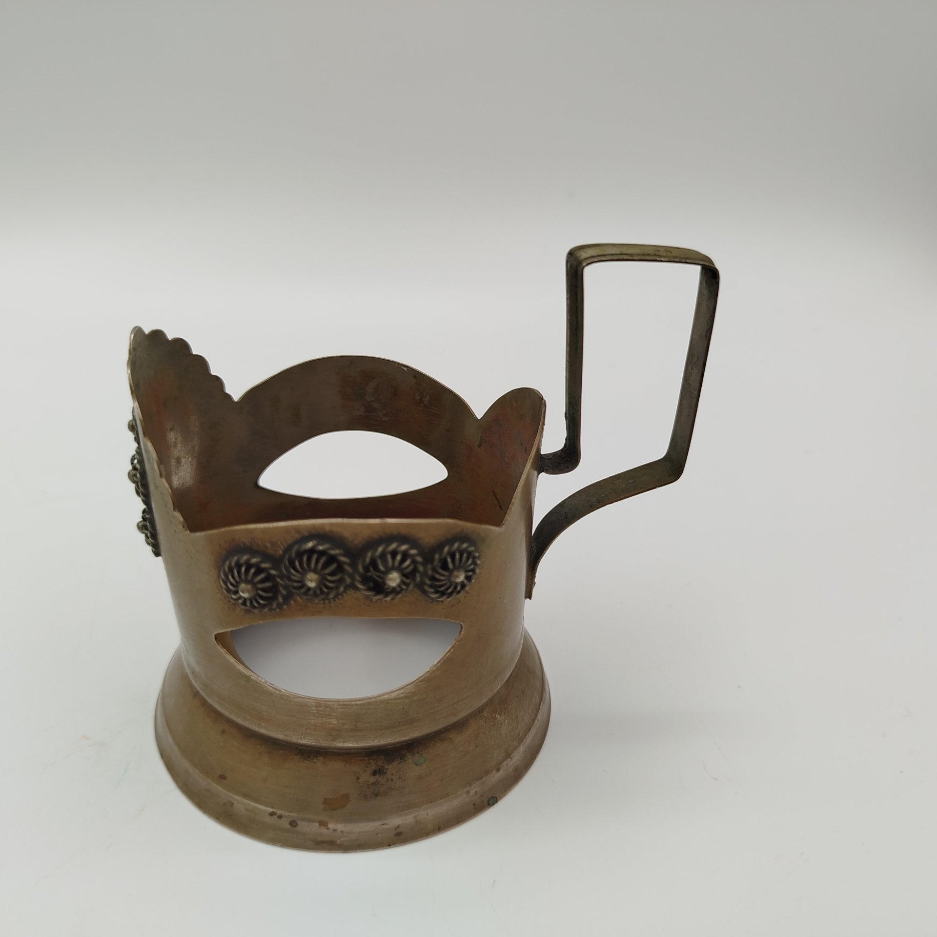 Подстаканник "Бусины" ("Шишки"), латунь, СССР, 1970-1990 гг.