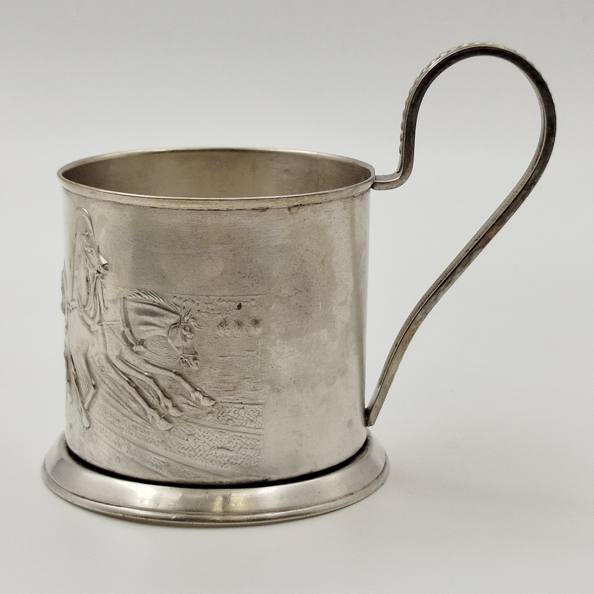 Подстаканник «Зимняя тройка», мельхиор (медь-никель), Мстерский завод художественных изделий «Ювелир», 1960-1990 гг.