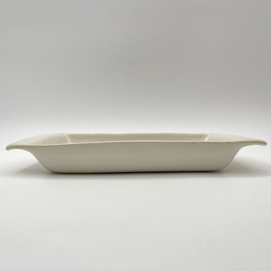 Лоток для мелочей, украшенный изображением автомобиля "Lanchester 1895"