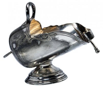 Солонка с ложечкой, Великобритания