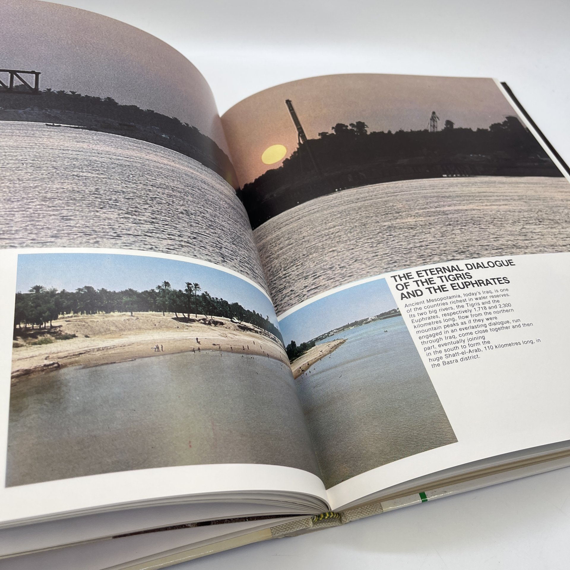 Книга "Mesopotamia Yesterday, Iraq Today" на английском