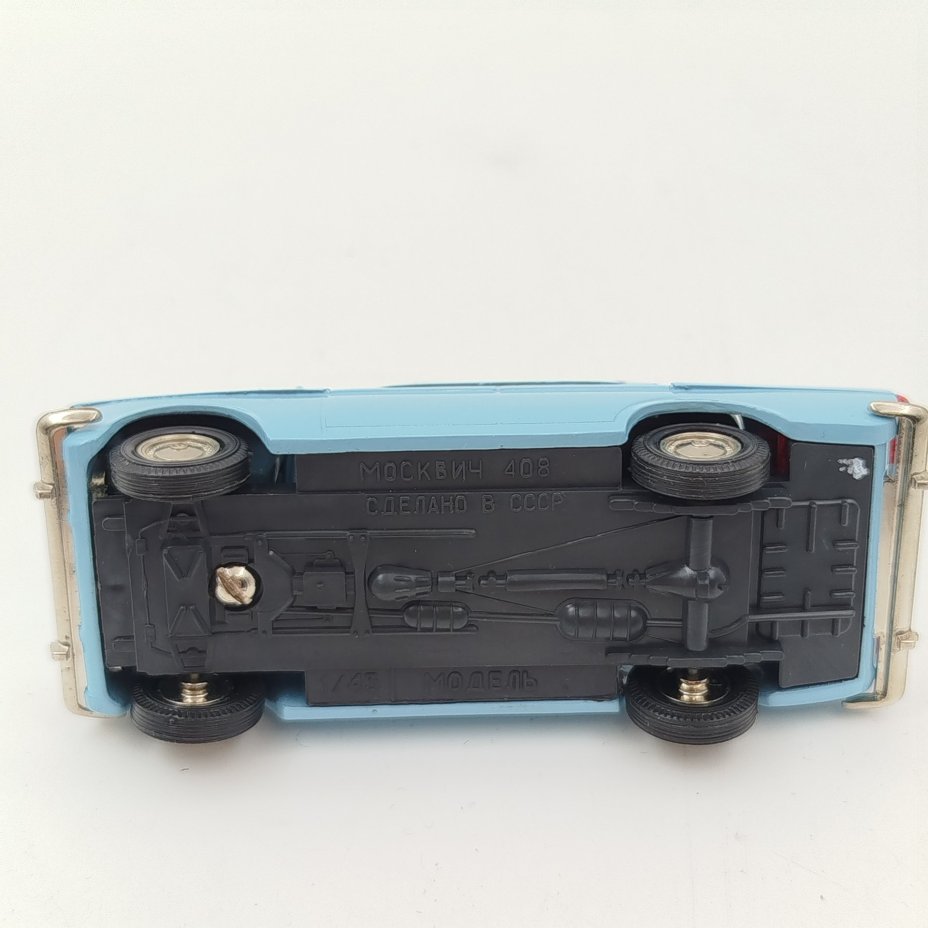 Модель автомобиля "Москвич 408"