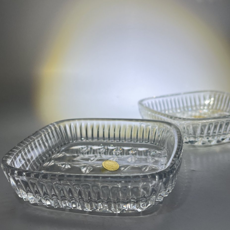 Набор из 2 розеток "Льдинки", хрусталь, пресс, Ленинградский завод художественного стекла (ЛЗХС), СССР, 1960-1980 гг.