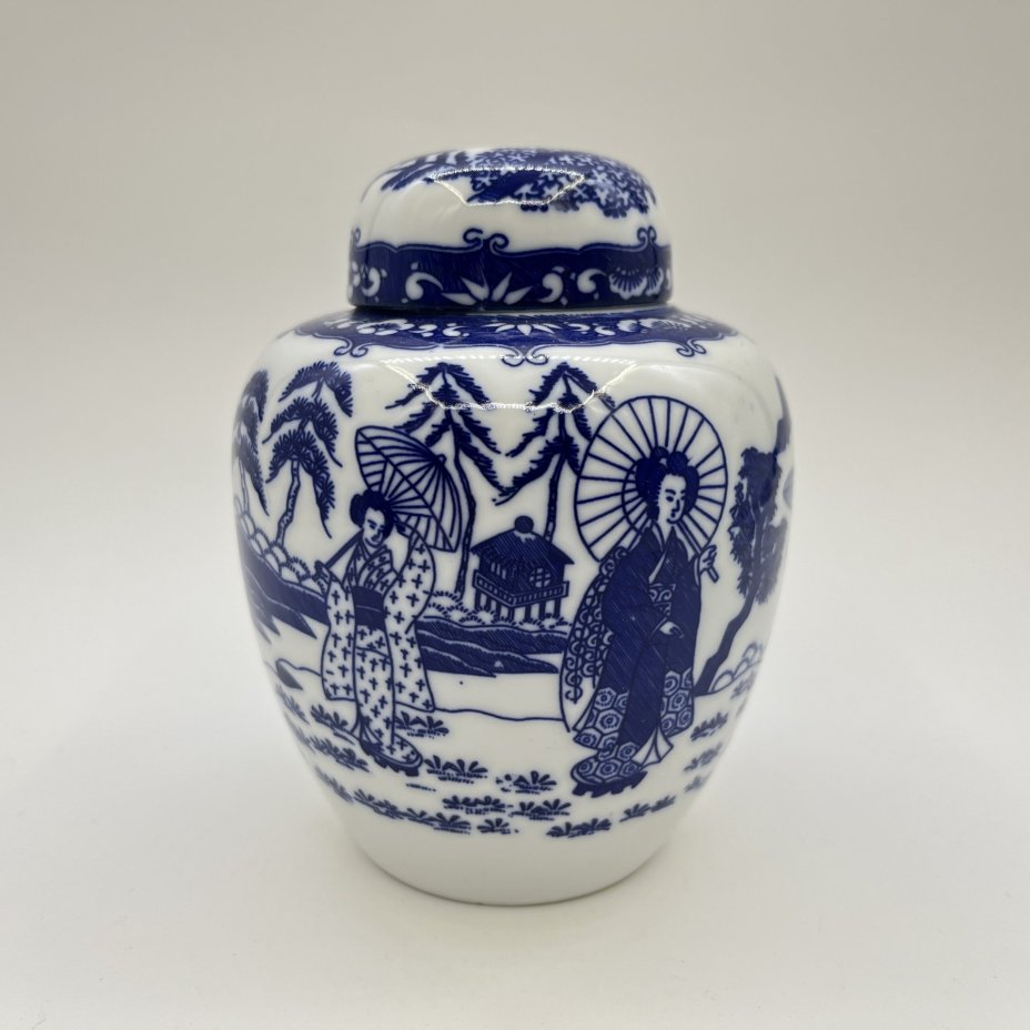 Емкость для хранения чая (чайница), фарфор, деколь, Япония, 2010-2020 гг.
