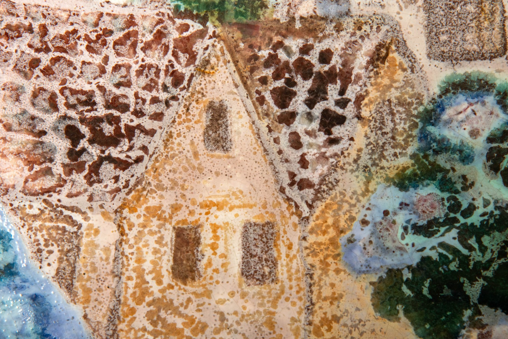 [Авторское] Блюдо (фруктовница) "Натюрморт с гитарой", автор Анна Владимировна Зуйкова, керамика, роспись