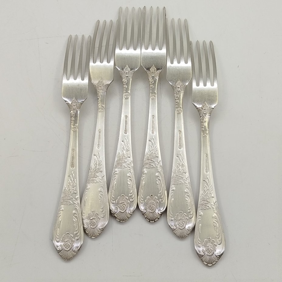 Набор из шести десертных вилок с растительным декором, мНЦ (медь-никель-цинк), Вольнянский завод столовых приборов им. Шевченко (ЗiШ, ЗиШ), СССР, 1960-1980 гг.