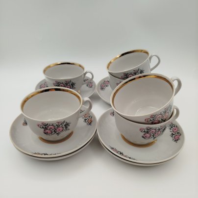 Набор из 6-ти чайных пар с цветочным декором, фарфор, деколь, золочение, Рижский фарфорово-фаянсовый завод, СССР, 1970-1980 гг.