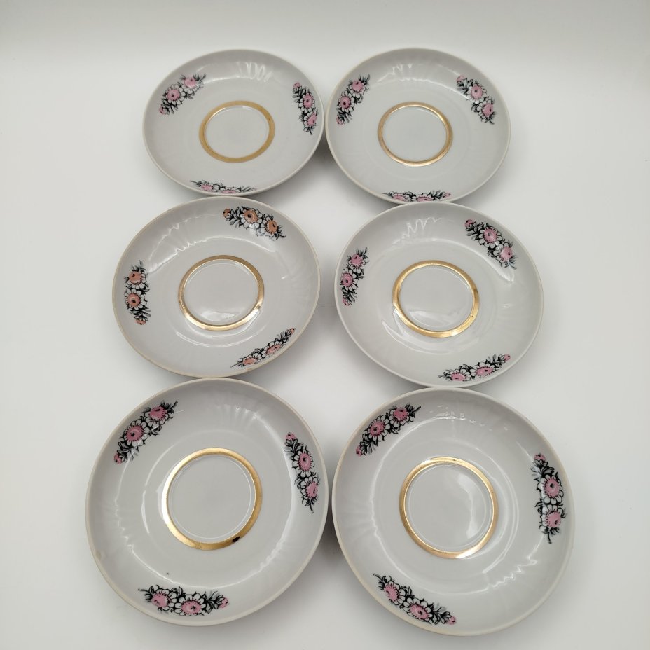 Набор из 6-ти чайных пар с цветочным декором, фарфор, деколь, золочение, Рижский фарфорово-фаянсовый завод, СССР, 1970-1980 гг.