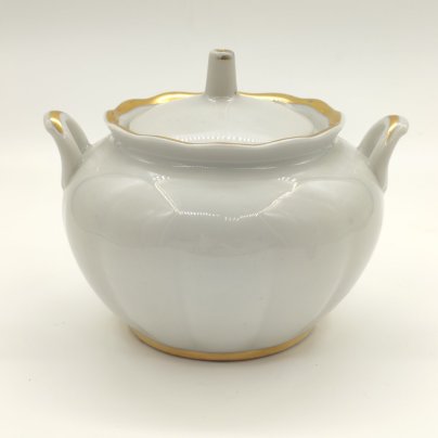 Сахарница с лаконичным декором, фарфор, золочение, Дмитровский фарфоровый завод (ДФЗ Вербилки), СССР, 1954-1965 гг.