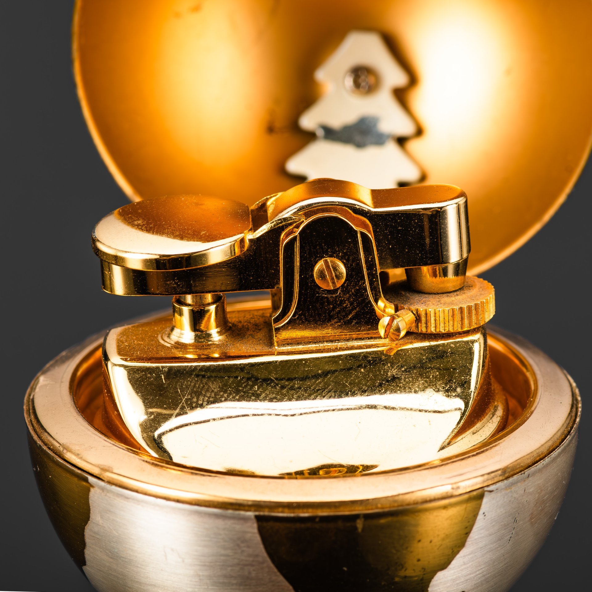 Зажигалка заправляемая "Глобус"