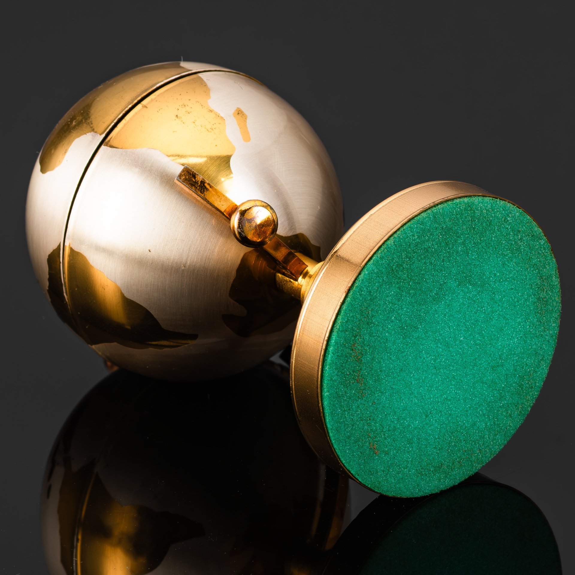 Зажигалка заправляемая "Глобус"