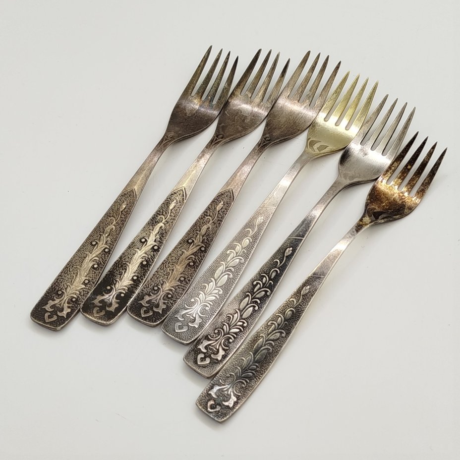 Набор из шести столовых вилок «Хмель» (в подборе)