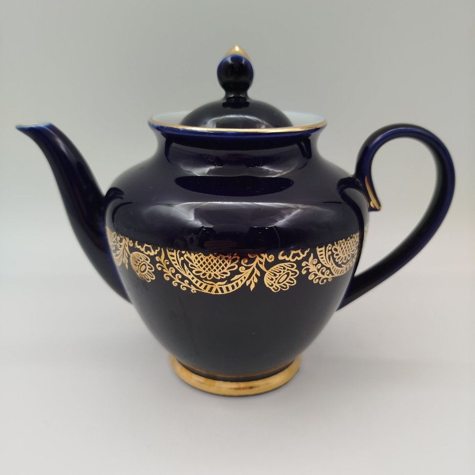 Чайник заварочный с растительным декором, фарфор, крытье, золочение, Ленинградский фарфоровый завод (ЛФЗ), СССР, 1970-1992 гг.