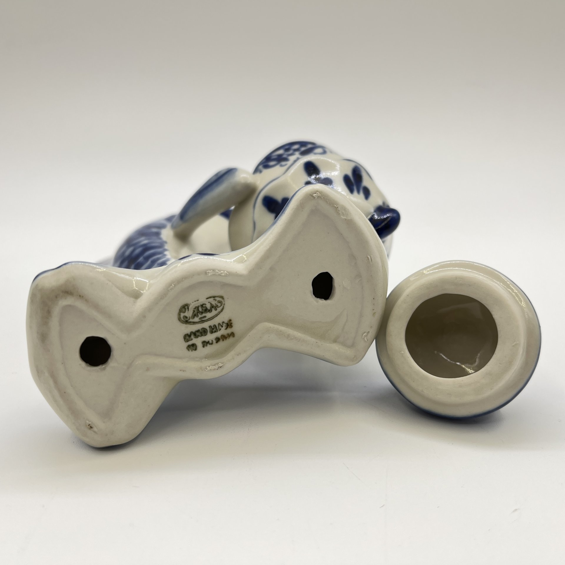 Солонка "Золотая рыбка", фарфор, роспись, Объединение «Гжель», Россия, 2000-2010 гг.