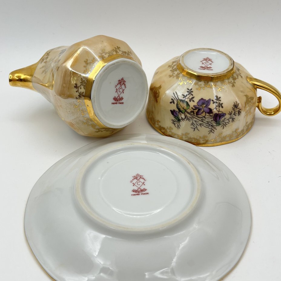 Набор из чайной пары и молочника, украшенных цветочным декором, фарфор, деколь, крытье, золочение, Carlsbad, Чехия, 1993-2010 гг.