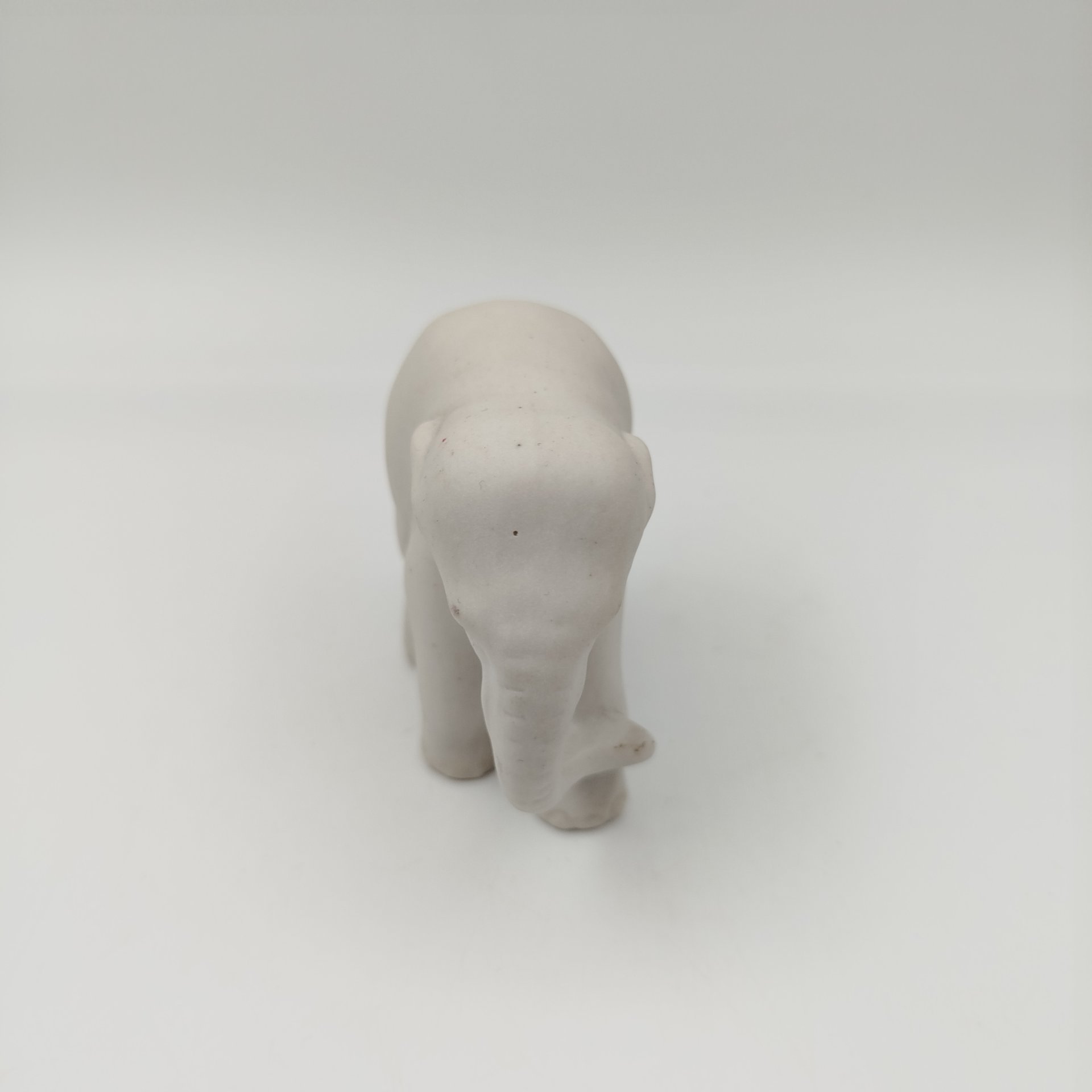 Статуэтка "Слон", бисквит, СССР, 1950-1960 гг.