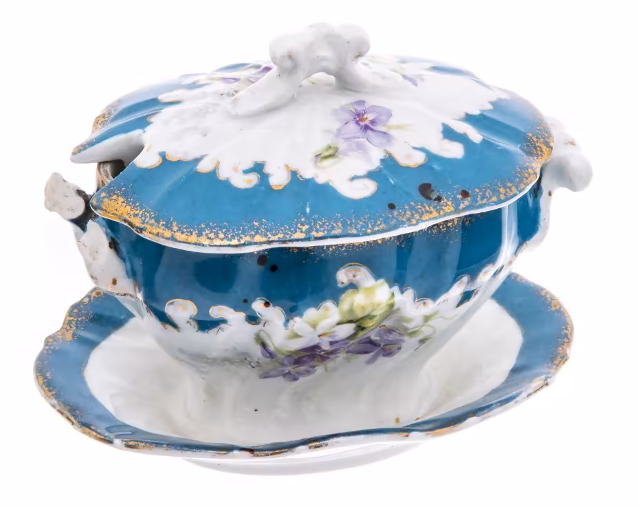 Соусник с цветочным декором, фарфор, деколь, подрисовка, фабрика М.С.Кузнецова, Российская Империя, 1890-1913 гг., Товарищество М.С. Кузнецова