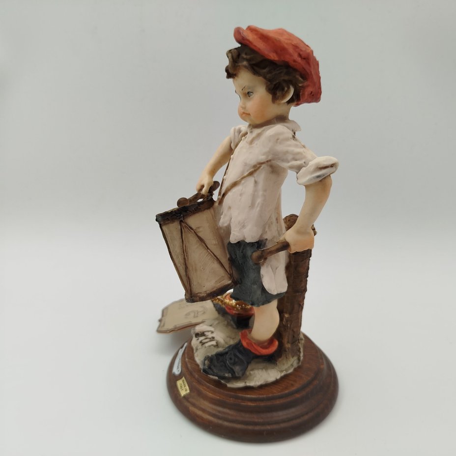 Статуэтка "Барабанщик" в стиле Capodimonte, скульптор Giuseppe Armani (Джузеппе Армани), композитный материал, дерево, роспись, Италия, 1980-1990 гг.