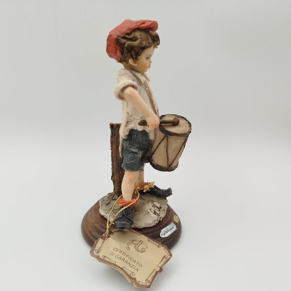 Статуэтка "Барабанщик" в стиле Capodimonte, скульптор Giuseppe Armani (Джузеппе Армани), композитный материал, дерево, роспись, Италия, 1980-1990 гг.