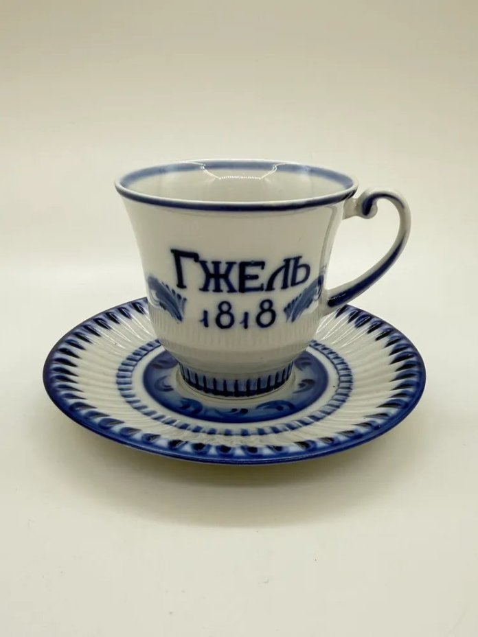 Чайная пара "Гжель 1818", Гжель, фарфор, роспись, Россия, 2000 г.