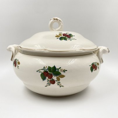 Супница с цветочным декором, Конаковский фаянсовый завод им. М.И. Калинина (ЗиК Конаково)