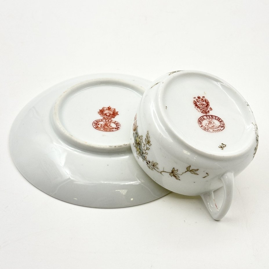 Пара кофейная с нежным цветочным декором, фарфор, деколь, подрисовка, Фарфоровая фабрика Гарднера, Российская империя, 1870-1910 гг.