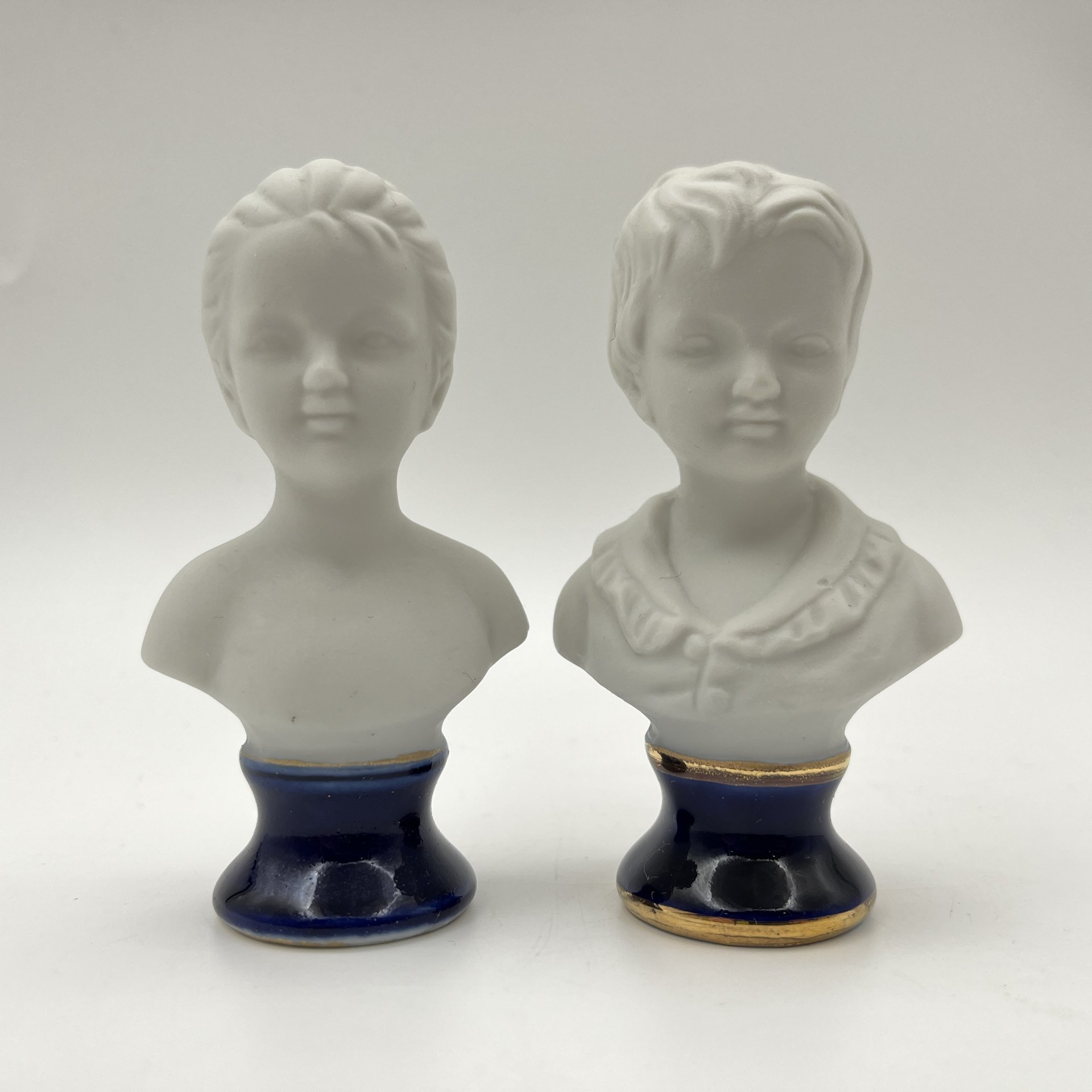 Парные миниатюрные бюсты "Александр и Луиза Броньяр" по мотивам произведения Жана Антуана Гудона