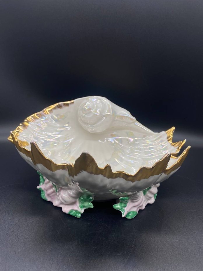 Конфетница "Ракушка", ("Морская раковина"), фарфор, роспись, люстр, золочение, Городницкий фарфоровый завод