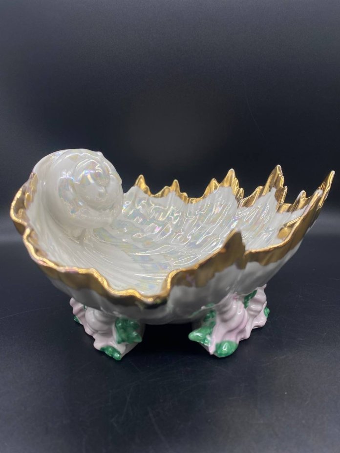 Конфетница "Ракушка", ("Морская раковина"), фарфор, роспись, люстр, золочение, Городницкий фарфоровый завод, СССР, 1970-1991 гг., Городницкий фарфоровый завод