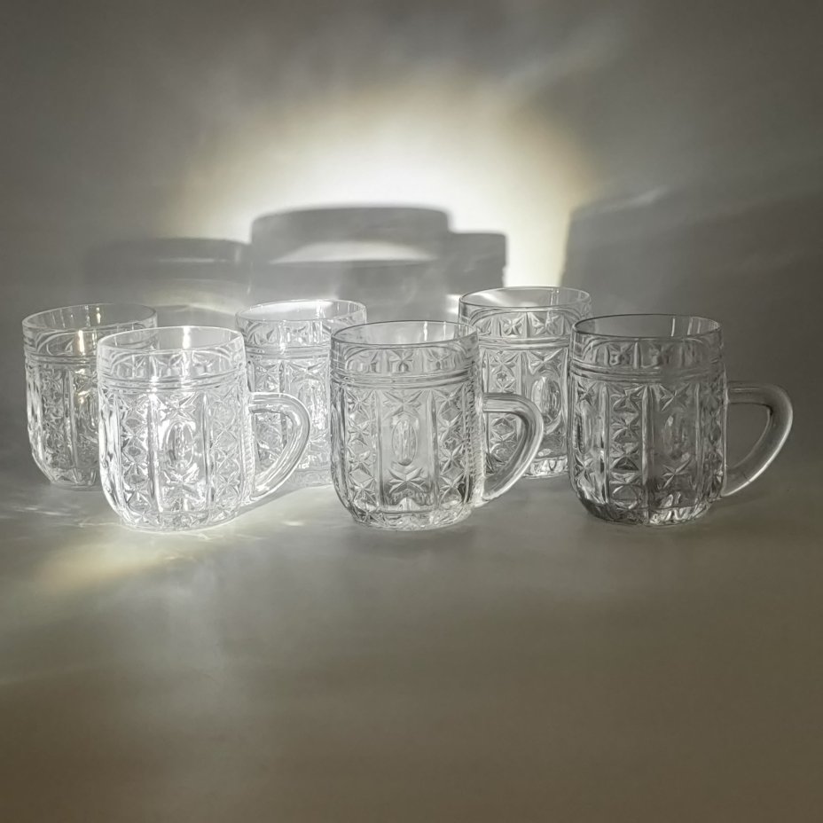 Набор кружек с рельефным декором на 6 персон