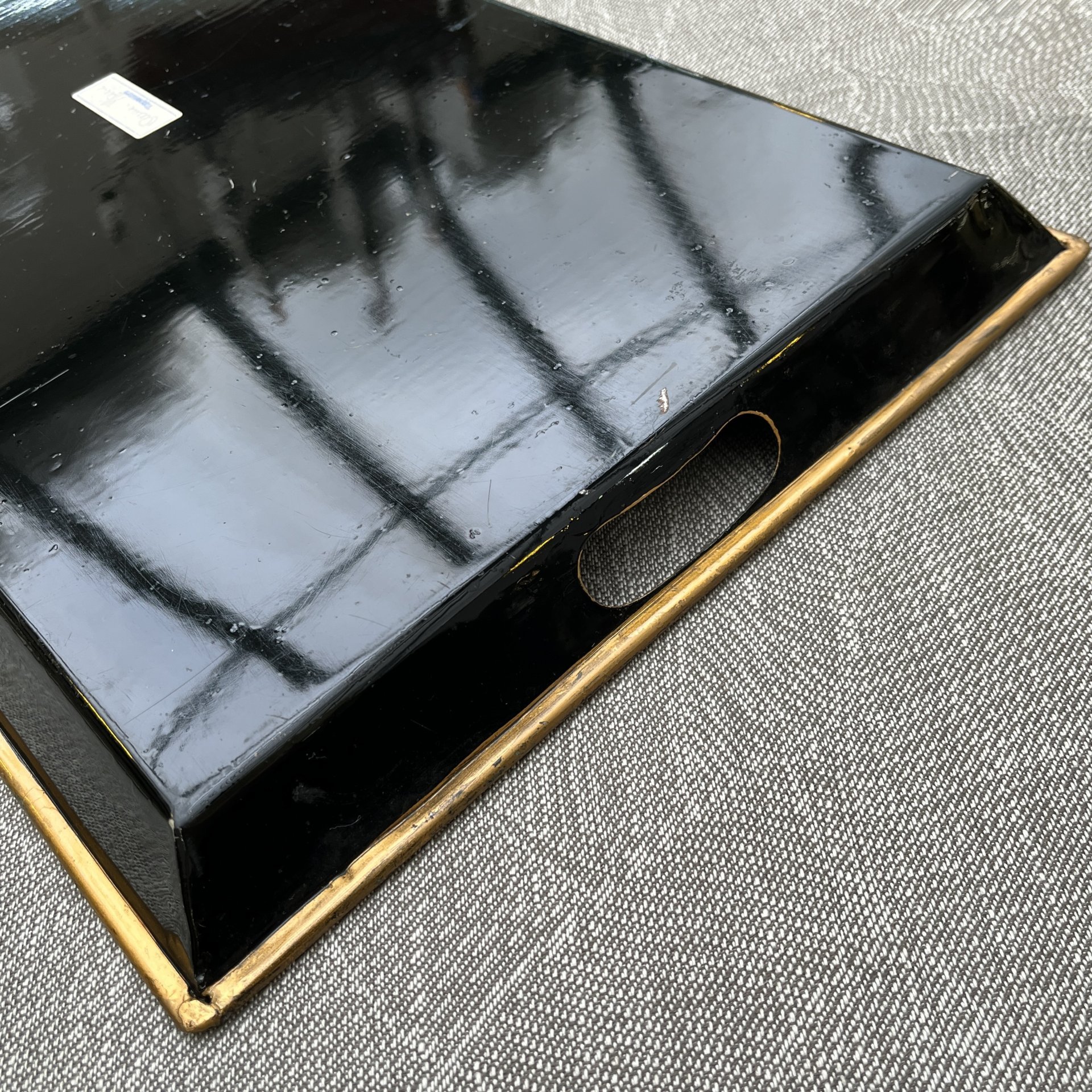 Поднос прямоугольной формы, c репродукцией картины эпохи Великих Моголов, изображающей цапель, металл, краска, печать, Азия, 1980-2010 гг.