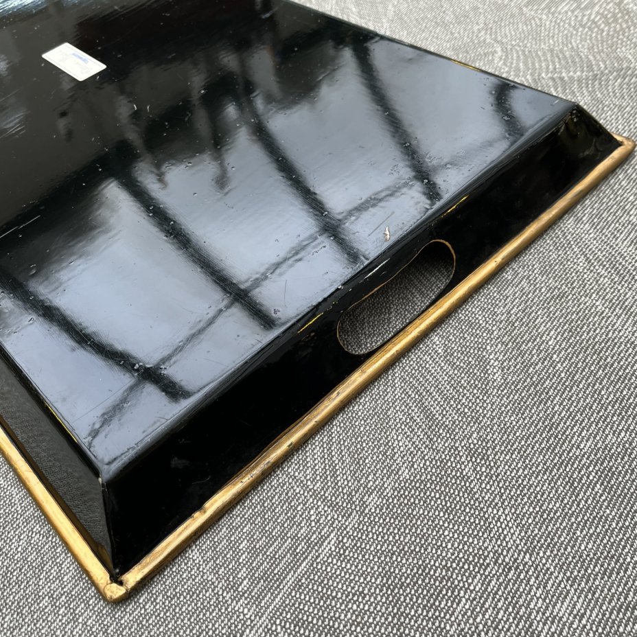 Поднос прямоугольной формы, c репродукцией картины эпохи Великих Моголов, изображающей цапель