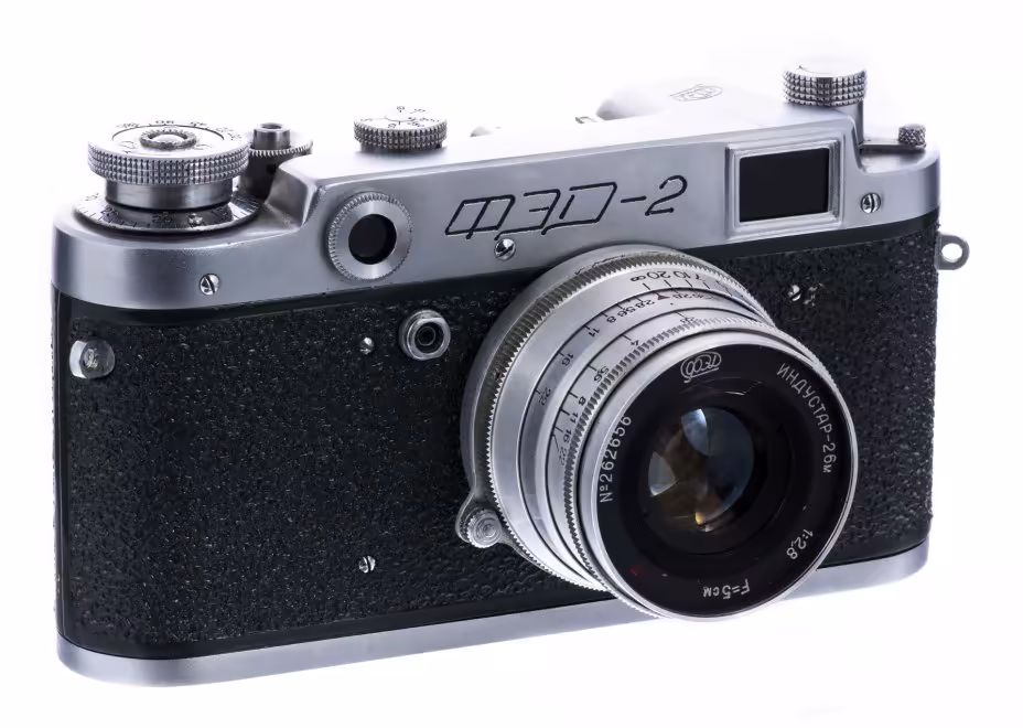Фотоаппарат "ФЭД-2" с объективом "Индустар-26М" в оригинальном кофре, сплав металлов, Харьковский машиностроительный завод «ФЭД», СССР, 1955-1970 гг., Харьковский машиностроительный завод им. Дзержинского (ФЭД)