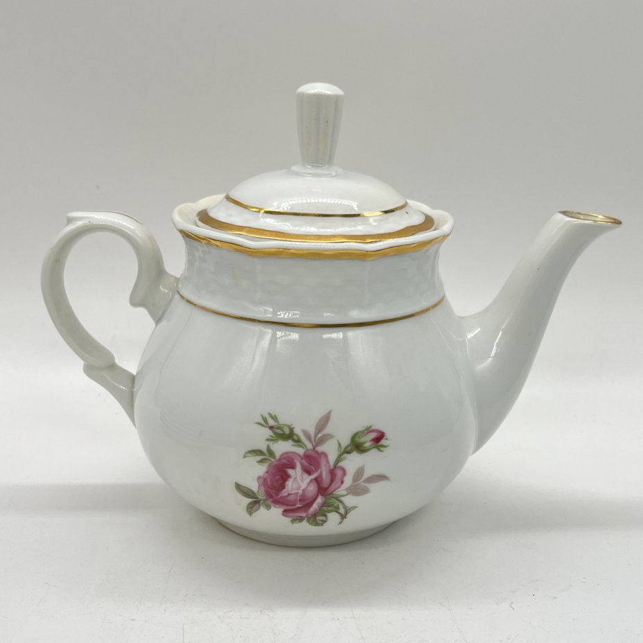 Чайник небольшого размера заварочный с декором в виде роз, фарфор, деколь, Thun (Тун), Чехословакия, 1939-1945 гг.