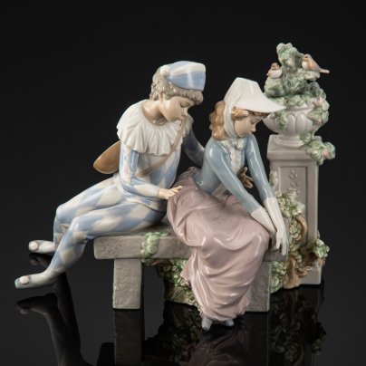 Статуэтка "Драгоценная любовь" (Арлекин и Девушка), номер модели 00422, NAO Porcelain