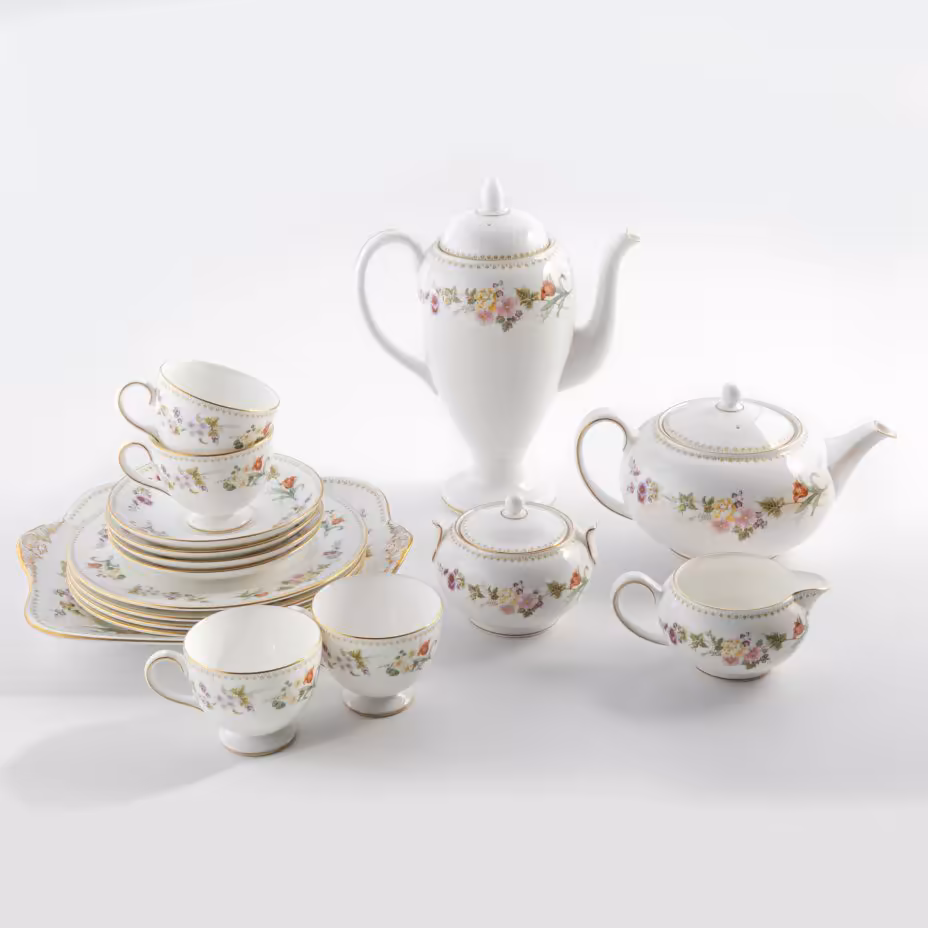 Сервиз чайно-кофейный "Цветы", дизайн MIRABELLE (17 предметов), Wedgwood